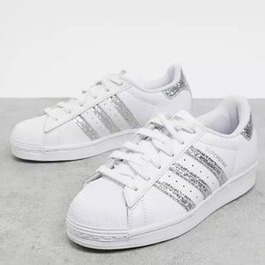 ⭐2XHOST PICK⭐ Adidas Superstar Glitter Sneakers